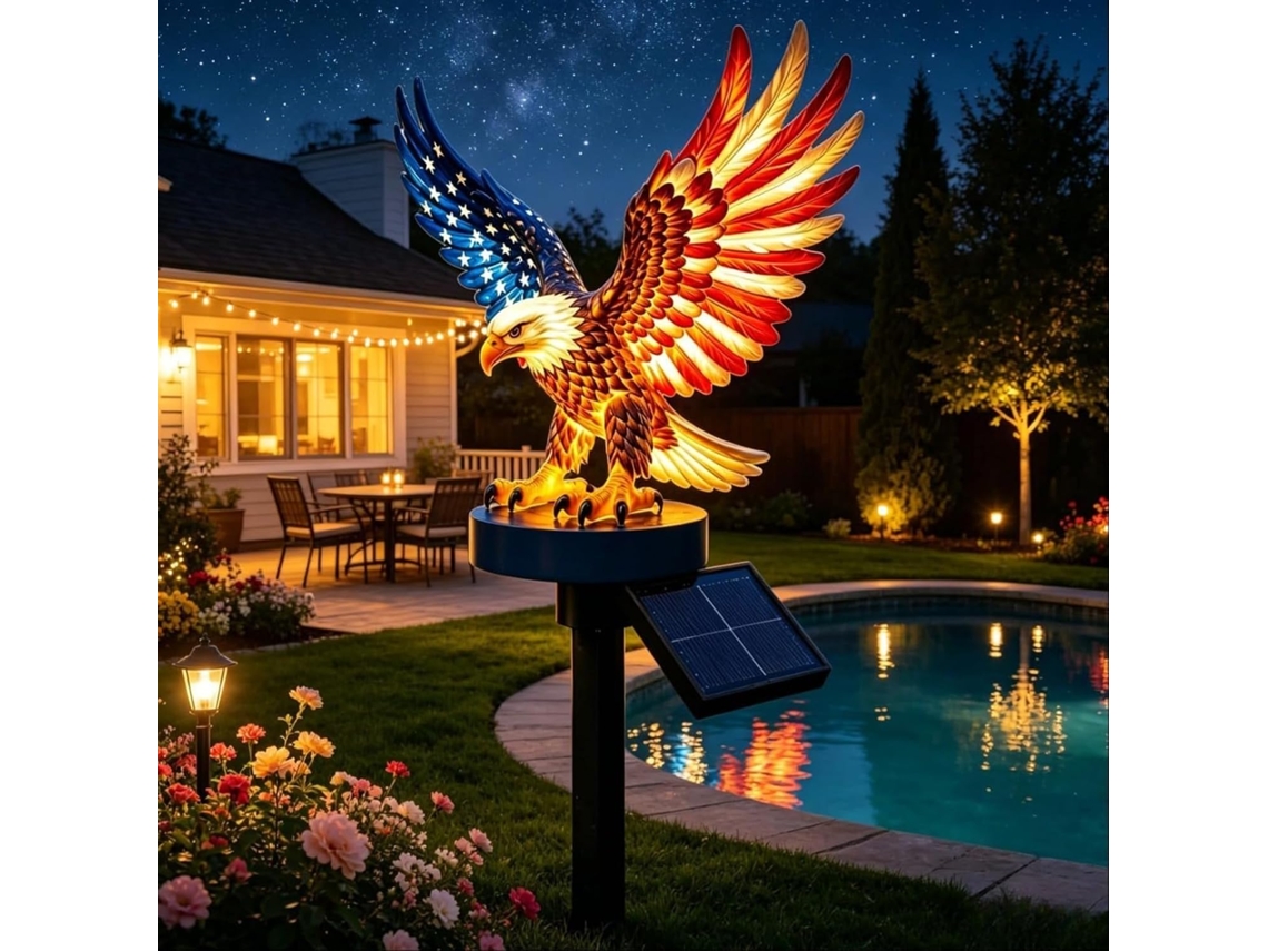 Luminária solar de jardim, decoração patriótica para o dia.