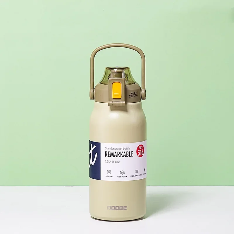 Garrafa térmica portátil em aço inoxidável (verde, 1700 ml), com isolamento a vácuo, ideal para esportes ao ar livre.
