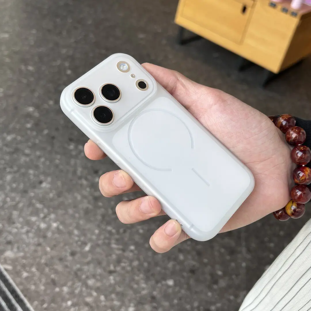 Capa Protetora Transparente Ultrafina E Macia De Silicone Fosco (iphone 16 Plus)