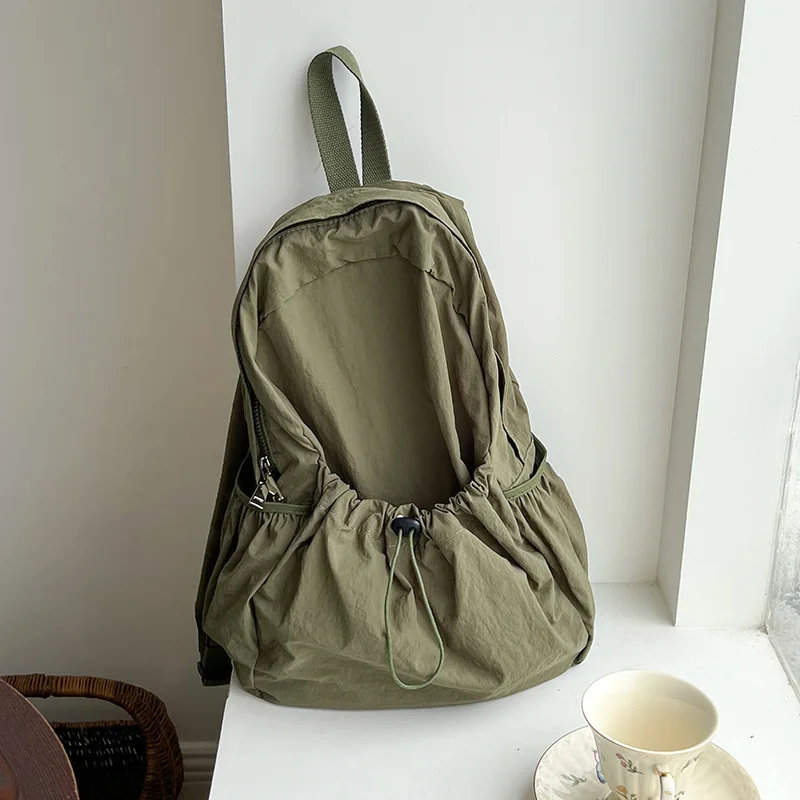 Mochila Feminina Estampada (verde), Casual E Feita De Nylon Macio, Leve E Ideal Para Estudantes.