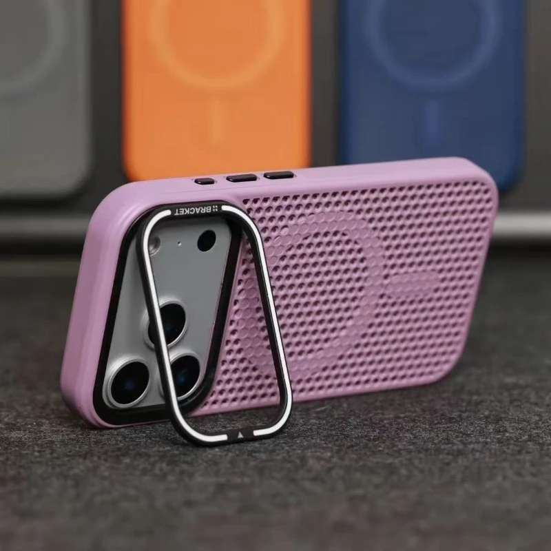 Capa Protetora Com Dissipação De Calor E Suporte Para Câmera (roxo Claro) Para Iphone 15 Pro, Compatível Com Carregamento Sem Fio.