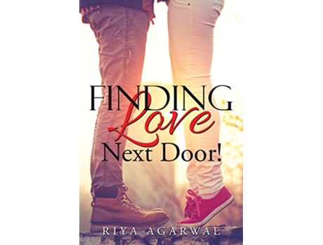 Livro Finding Love Next Door de Riya Agarwal (Inglês)