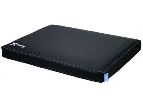 Cama para Cães  Impermeável (Preto - 80cm)
