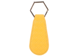Clip de chapéu magnético em couro forma de gota amarelo S/MARCA
