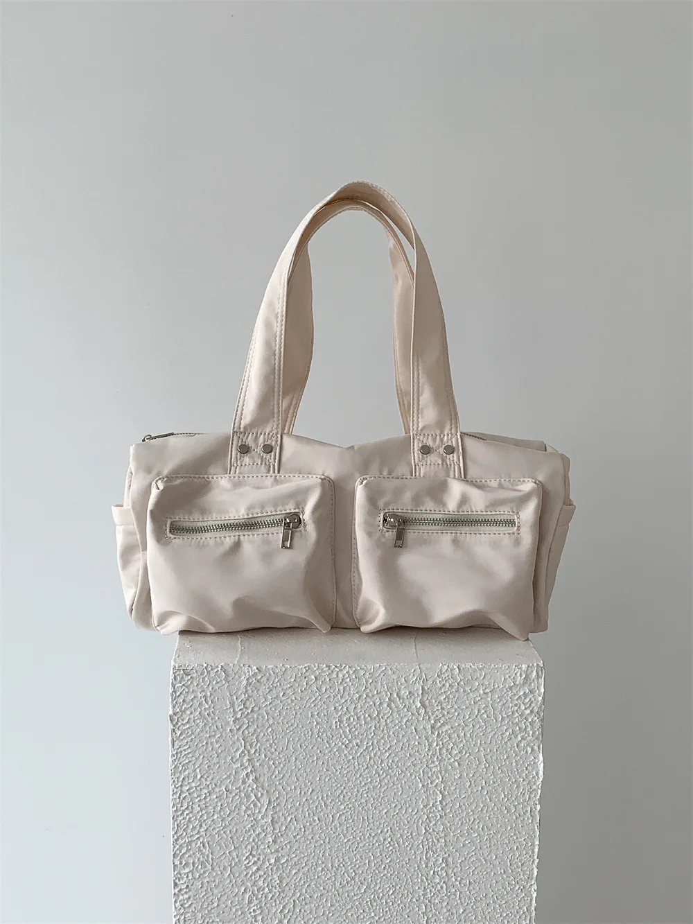 Bolsa Feminina Branca, Grande Capacidade, Casual, Em Nylon Macio, Bolsa De Ombro Feminina.
