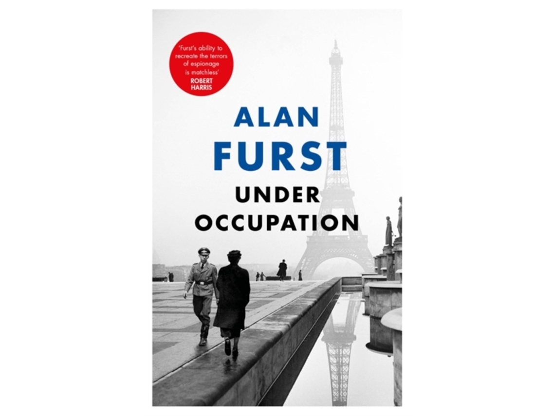 Livro Under Occupation de Alan Furst (Inglês)