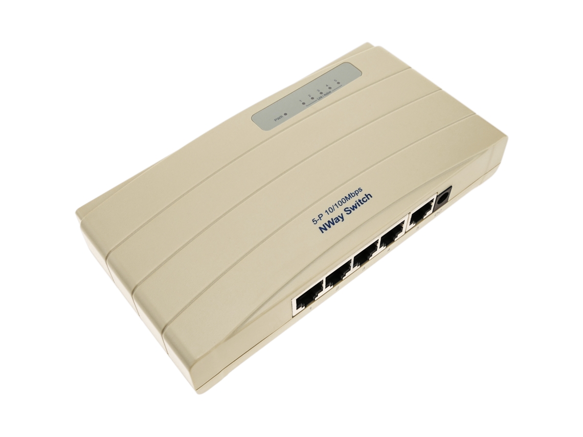 Switch LAN Ethernet 10/100 Mbps 5 port UTP RJ45 fêmea  BEMATIK