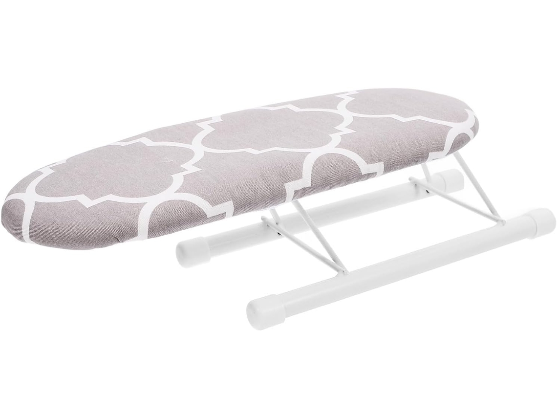 Tábua de Passar Roupa Dobrável e Compacta, Feita Material Resistente. Ideal para Uso Doméstico, com CHABERLU
