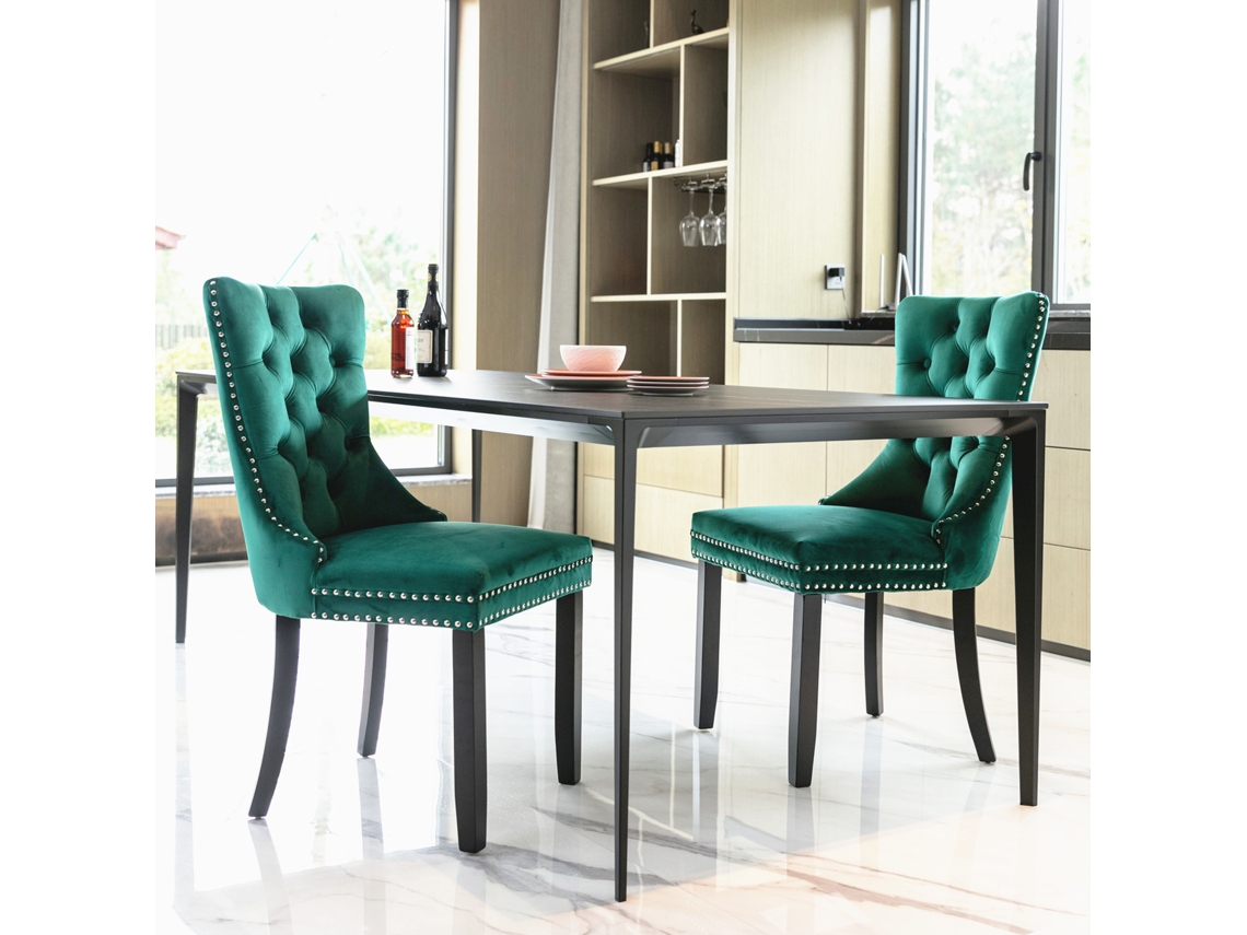 Conjunto De 2 Cadeiras Nikki Collection, Estofadas Em Veludo Verde, Com Pés De Madeira Maciça E Tachas Decorativas, Design Contemporâneo E Elegante.
