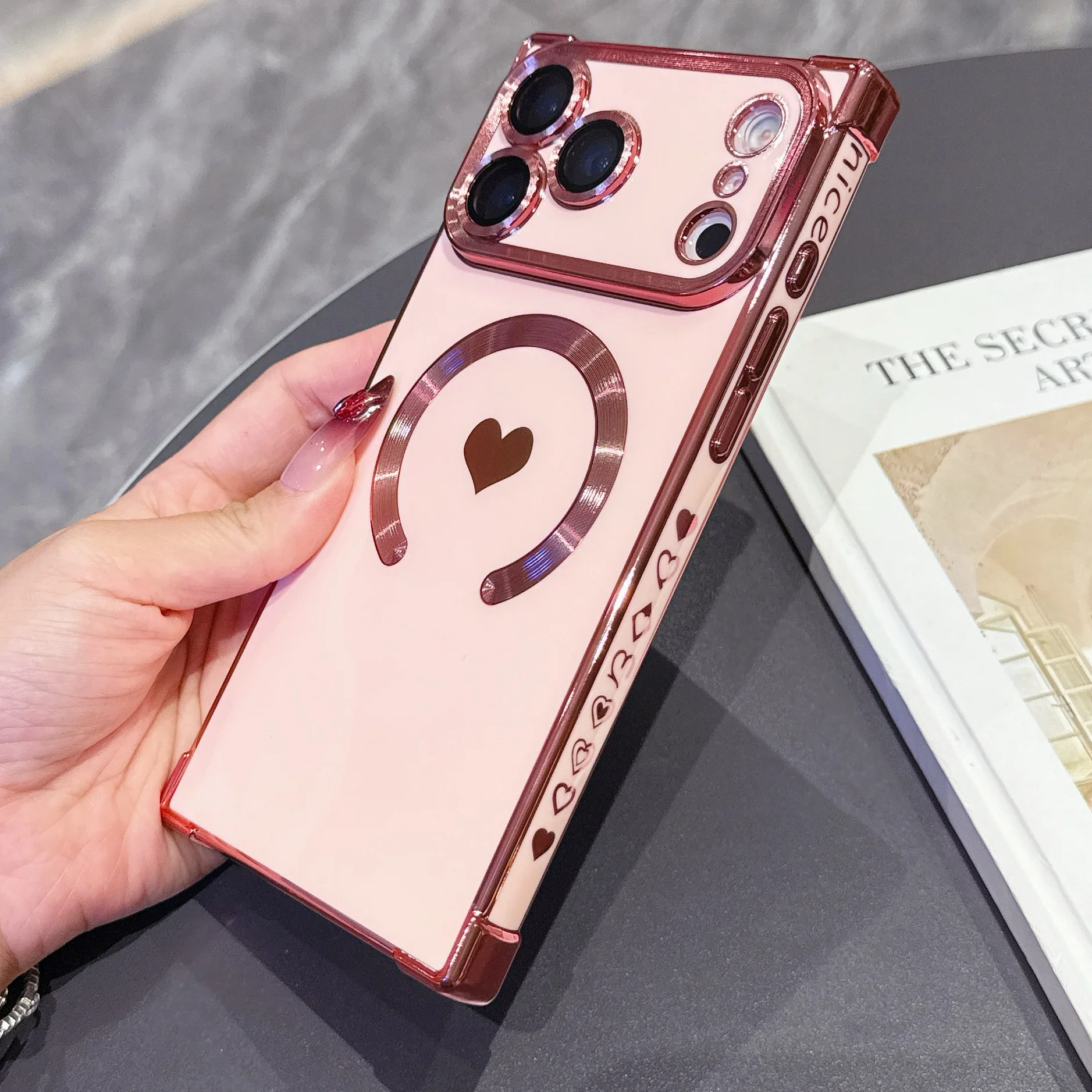 Capa Para Iphone 16 Rosa Em Formato De Coração Com Revestimento Eletrolítico, Carregamento Sem Fio.