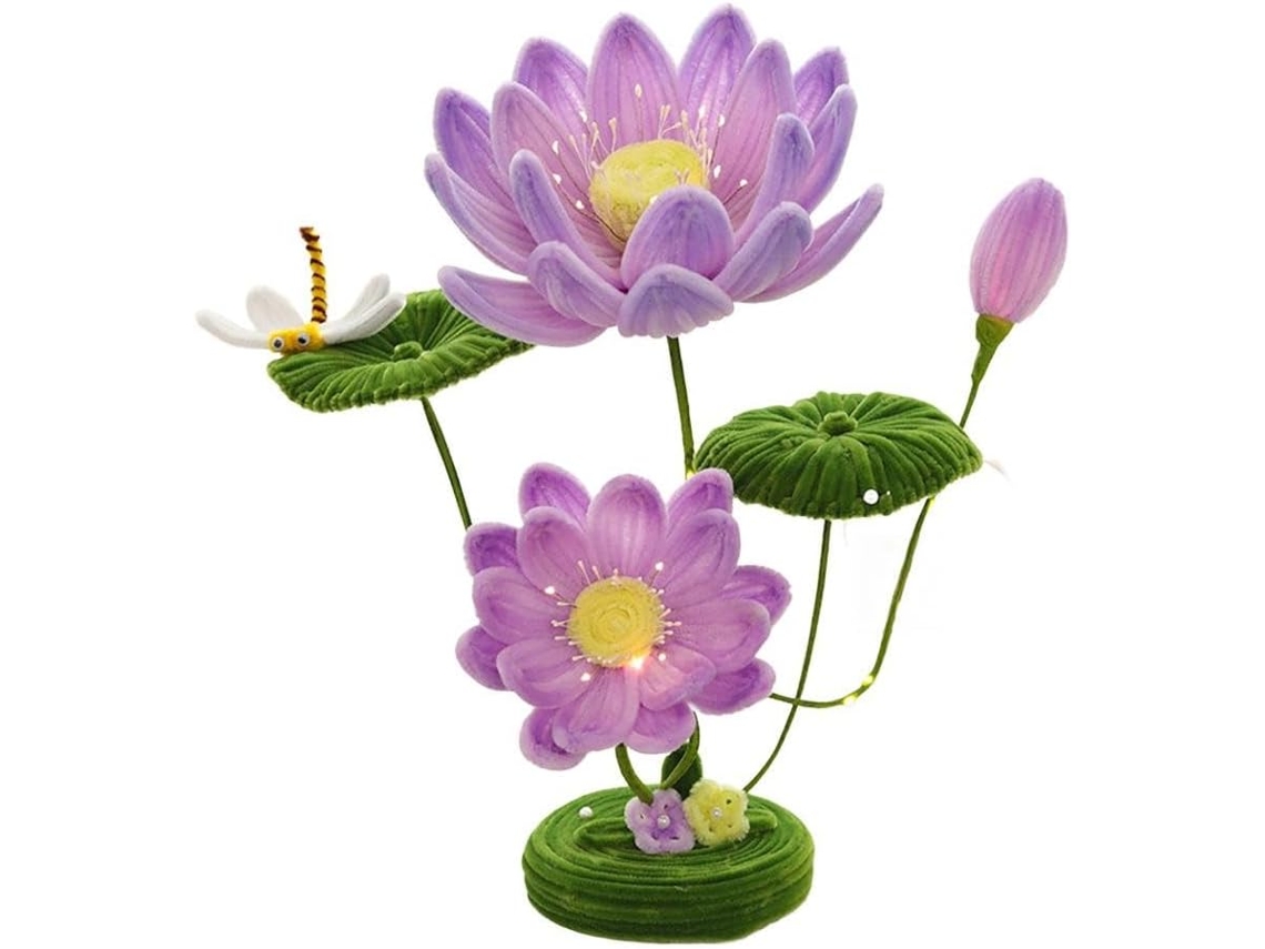 Abajur De Mesa Lotus Luminária Noturna Artesanal Kit Em Pelúcia Macia 32x 35x 10cm Para Decoração Quarto E Berçário