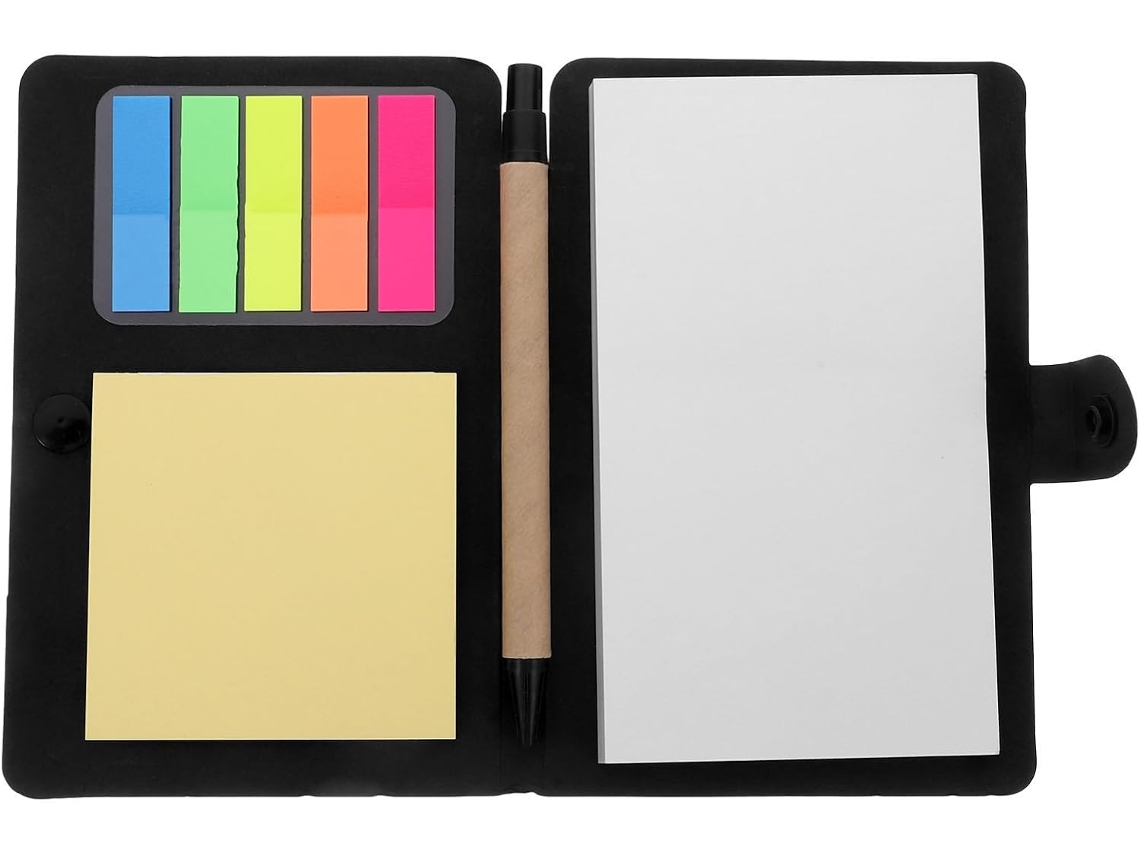 Caderno compacto com caneta e bolsos internos para folhas soltas, com abas coloridas e blocos de notas adesivas.