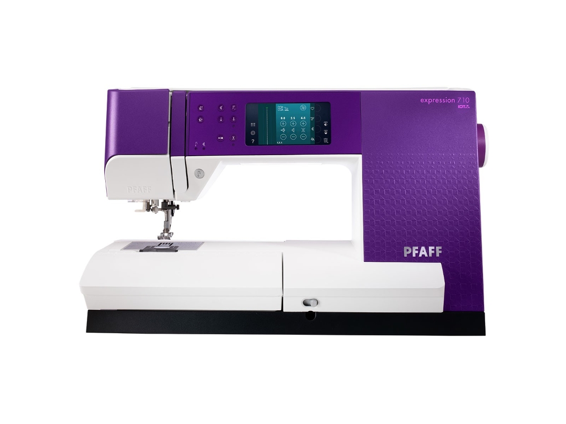 Máquina de Costura PFAFF Expression 710