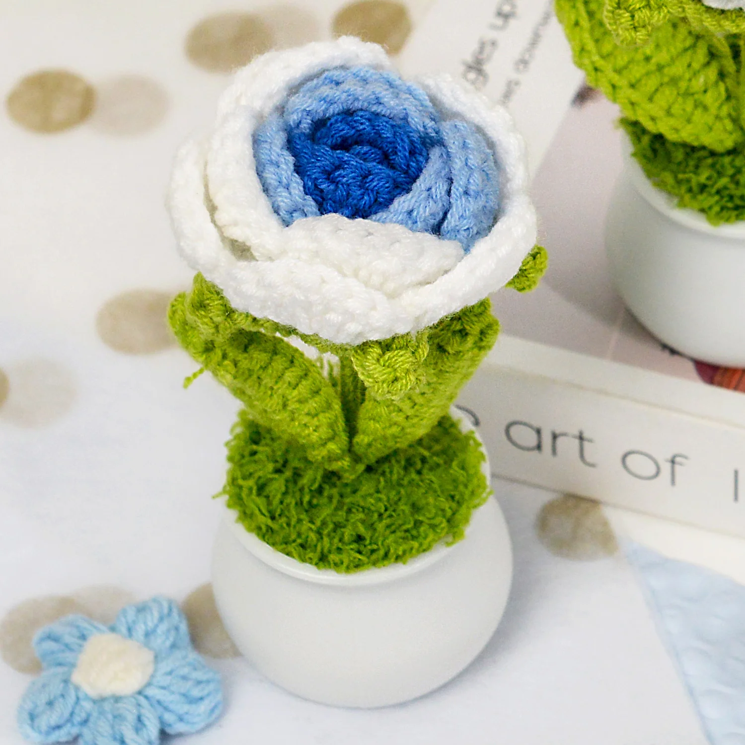 (azul) Flores Em Vaso Feitas À Mão Em Crochê, O Presente Perfeito.
