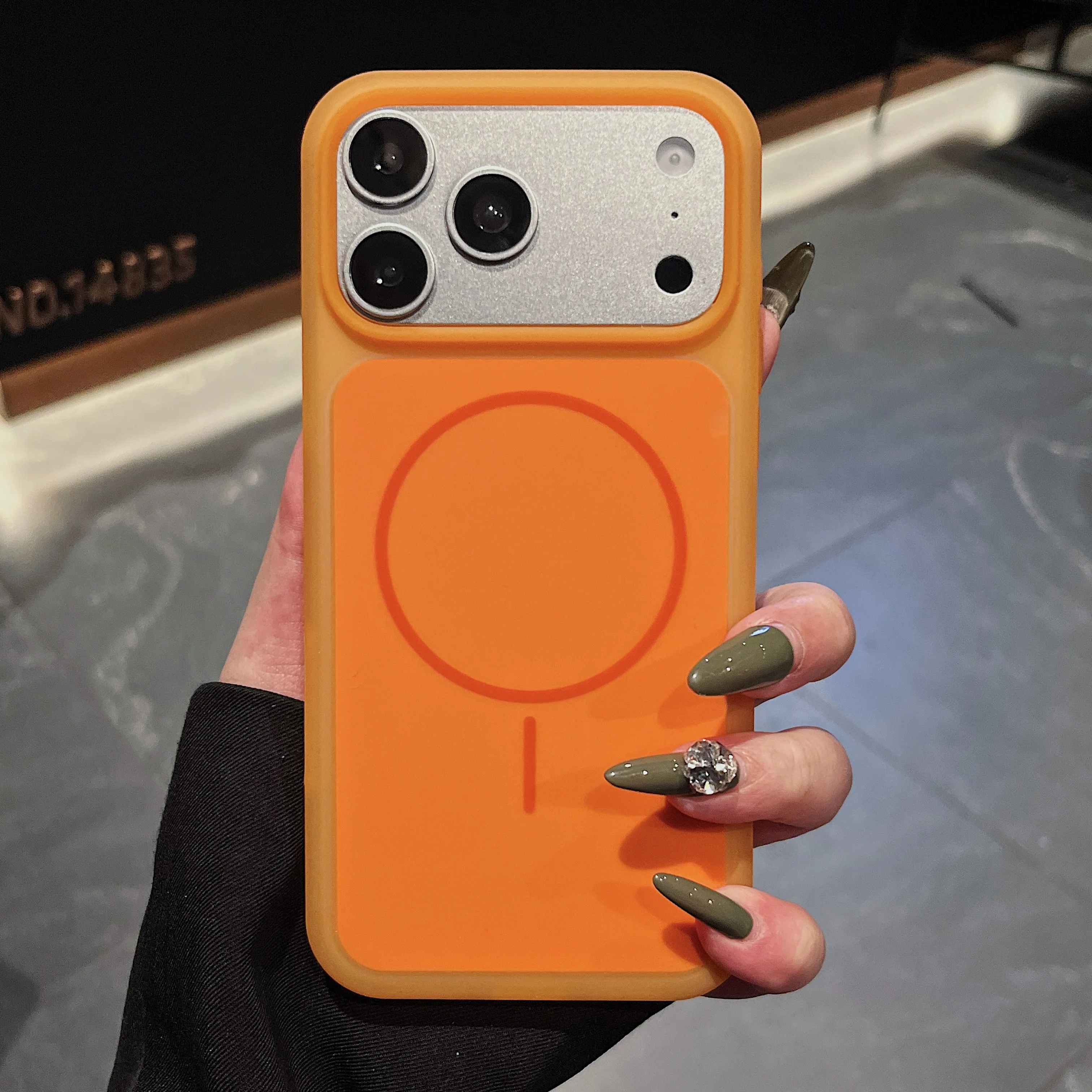 Capa De Silicone Macio Para Celular (iphone 15 Pro), Capa Protetora Magnética À Prova De Choque.