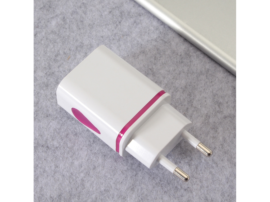 Carregador de Viagem LAXISCREED com Led e 2 Usb