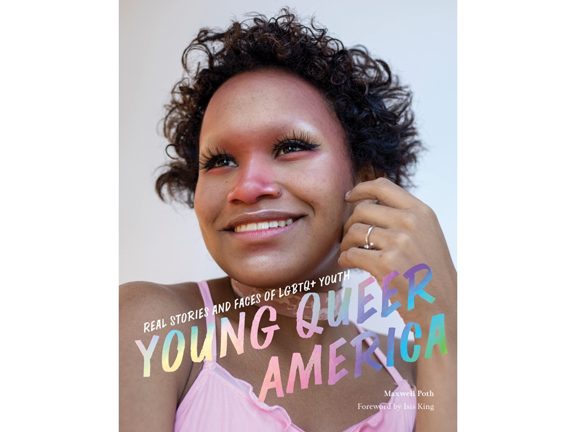Livro Young Queer America de Maxwell Poth (Inglês)