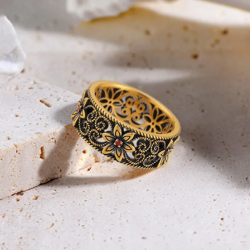 Anel Vintage Em Ouro Com Flor, Joia Elegante Para Mulheres.