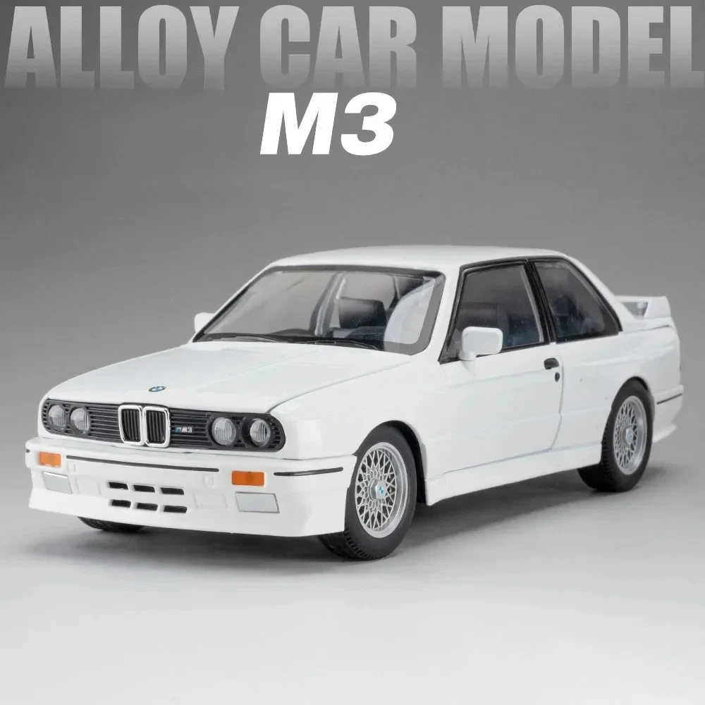 (m3 Branco) Miniatura De Carro Em Liga Metálica Na Escala 1:24, Com Portas Que Abrem, Luzes E Efeitos Sonoros Inclusos.