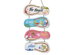 Decoração De Parede Com Prancha De Surf E Chinelo De Praia