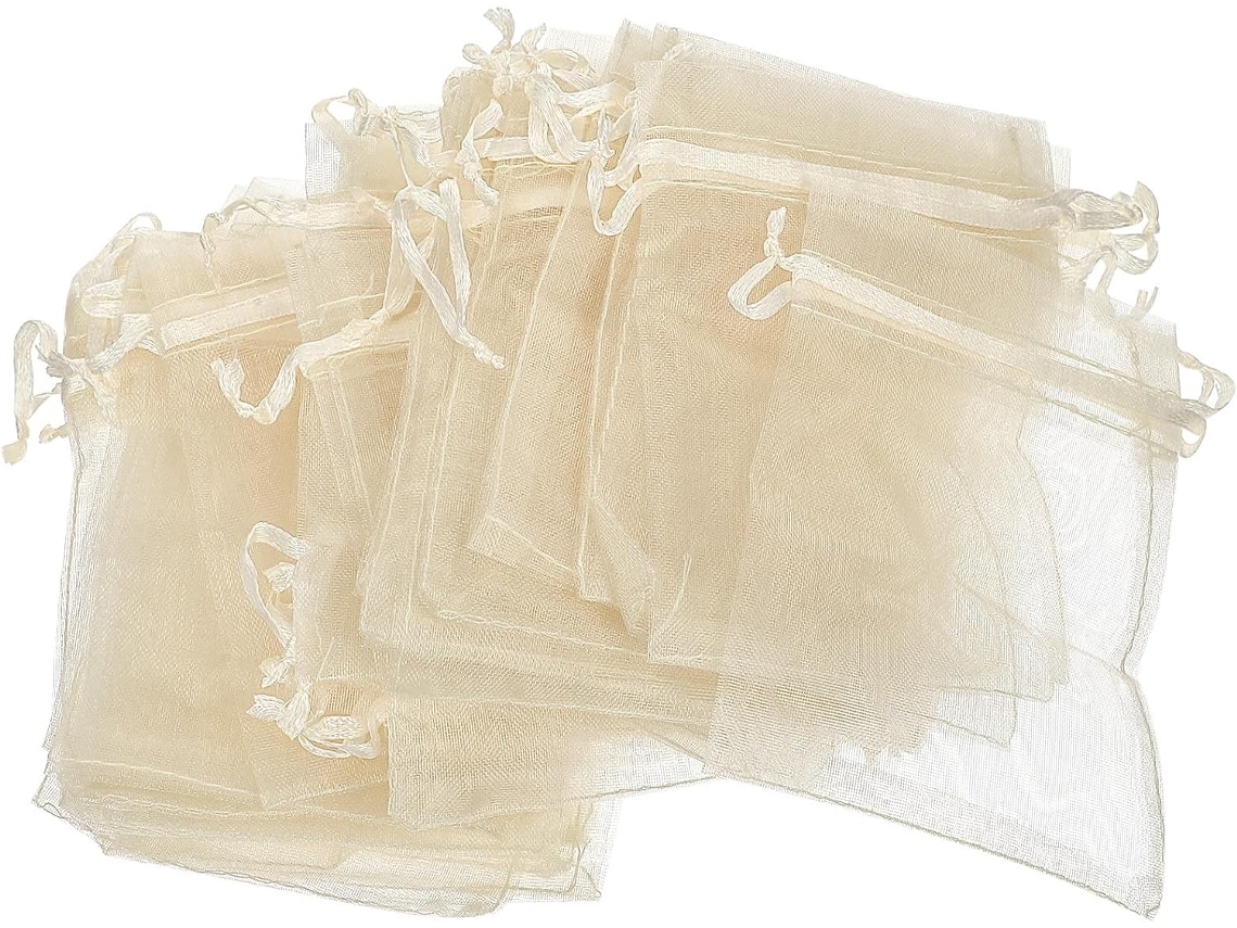 Saquinhos De Organza Bege Pequenos, 100 Unidades, 8x10cm, Com Cordão.