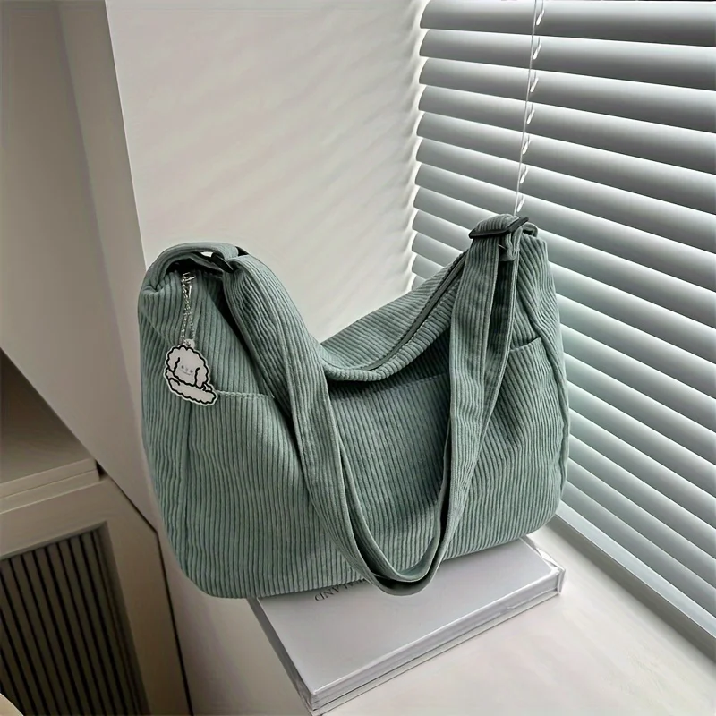 Bolsa de ombro feminina em veludo cotelê com zíper, charmosa aplicação de chapéu AQUAFORGE
