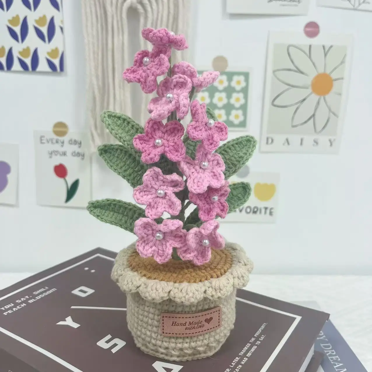 Vasos De Flores Trançados À Mão, Lindas Flores De Tricô, Plantas Artificiais.