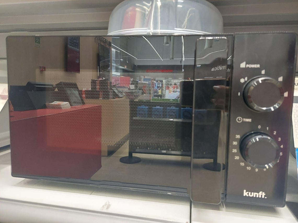 Micro-ondas KUNFT KMWO9173BK (Outlet Grade A - 20 L - Sem Grill - Preto)