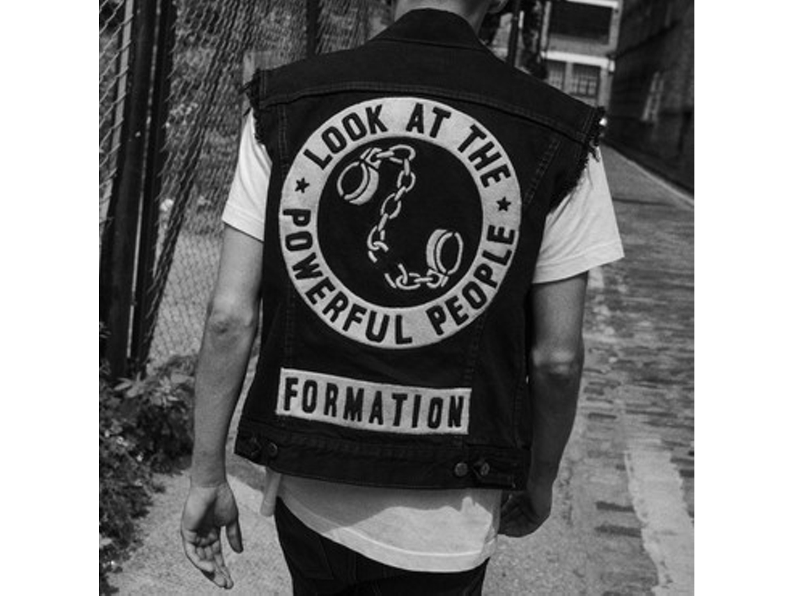 Vinil Formation - Look At The Powerful People