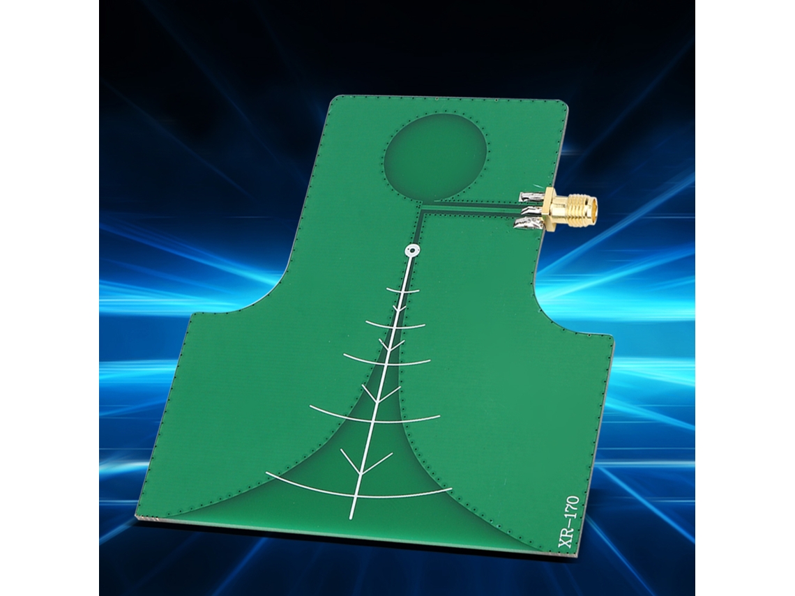 Laxiscreed Antena Ultra-wideband De Alta Ganância Com Polarização Linear Para Comunicação Eficiente