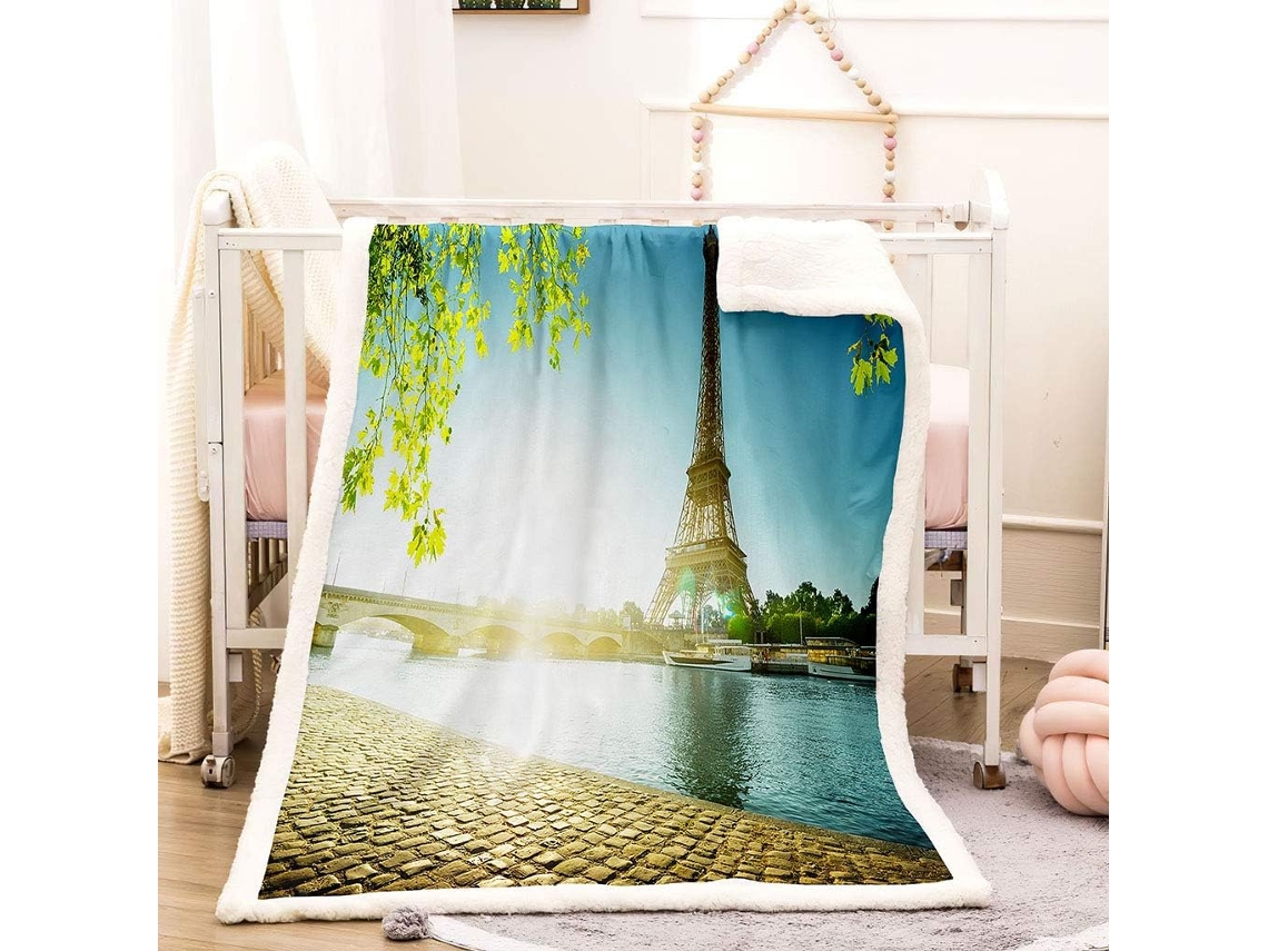 Manta com Estampa da Torre Eiffel em Microfibra 70x100cm