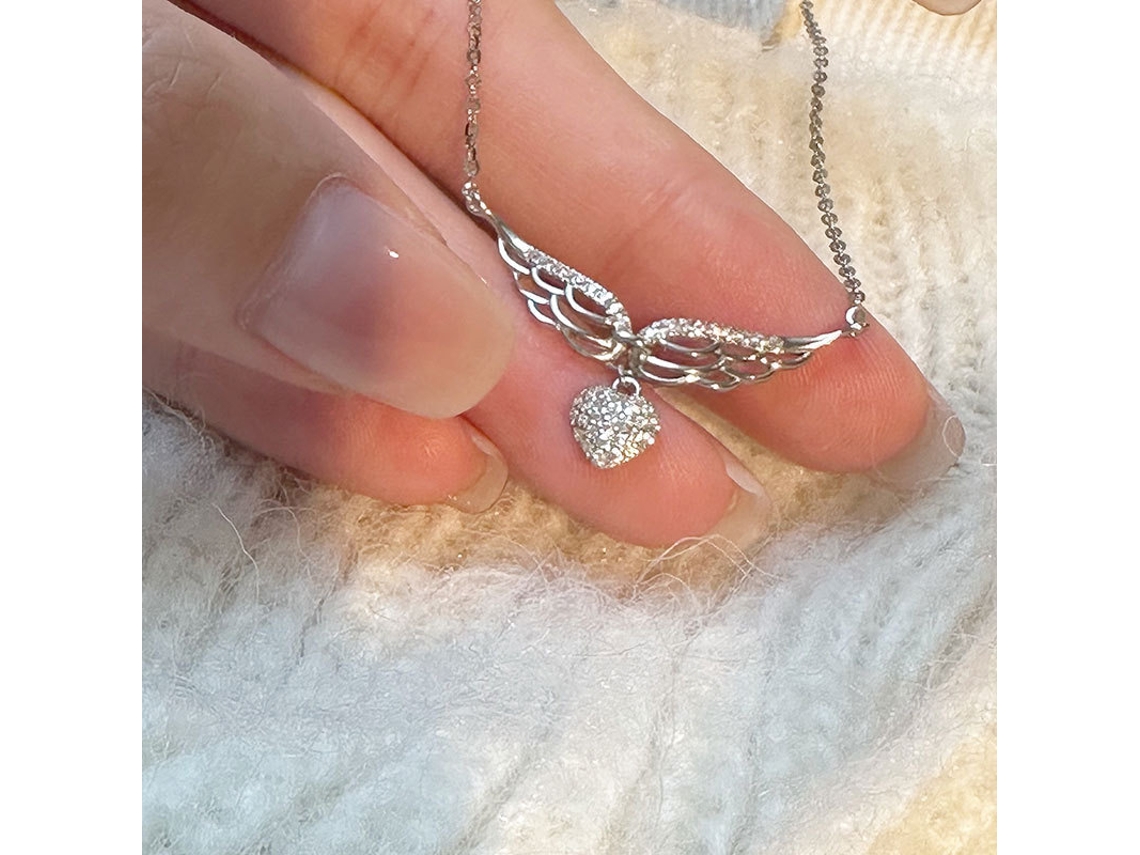 Colar com Pingente de Zircão, Asas Entalhadas e Delicadas, Coração com Diamantes Completos MDUG (prata Branco)