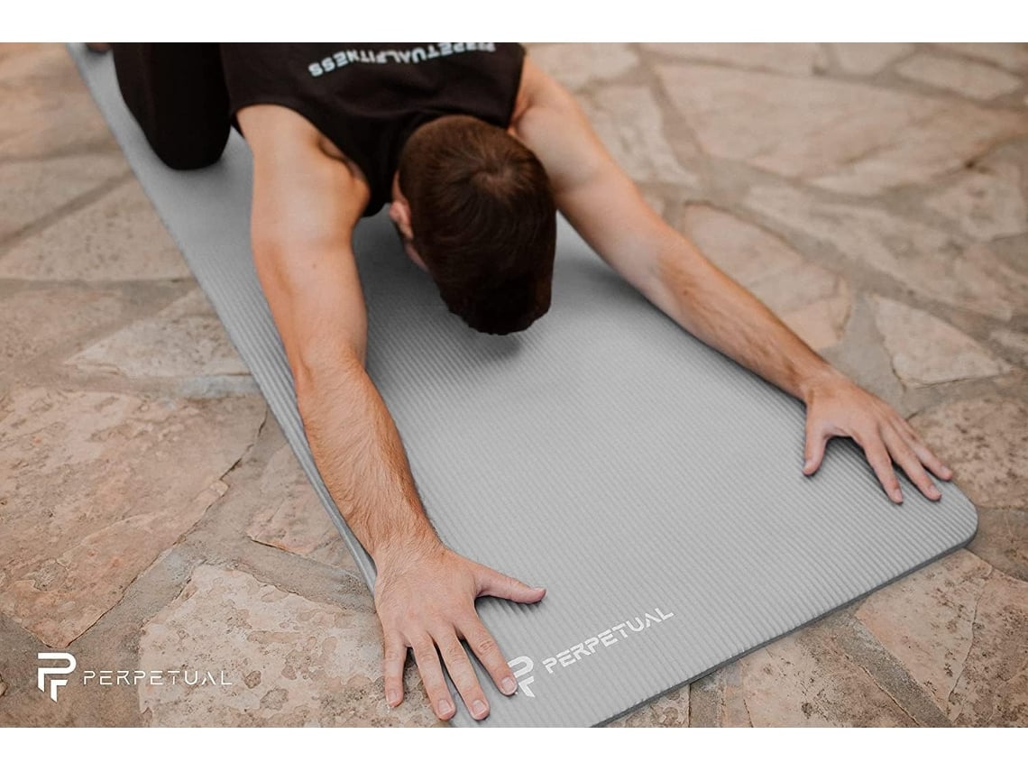 Tapete de Yoga e Pilates PERPETUAL antiderrapante Com alça e bolsa de  transporte (183x61x1cm)