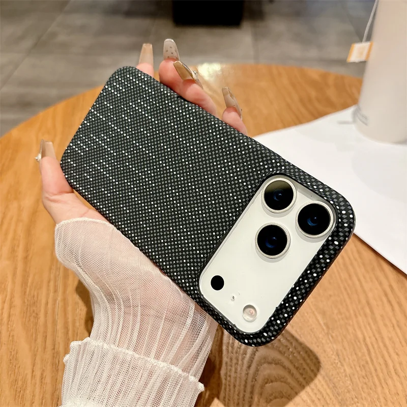 Capa De Celular Elegante Em Fibra De Carbono Com Revestimento Magnético Invisível E Proteção Fosca Contra Quedas (iphone 17 Pro Max).