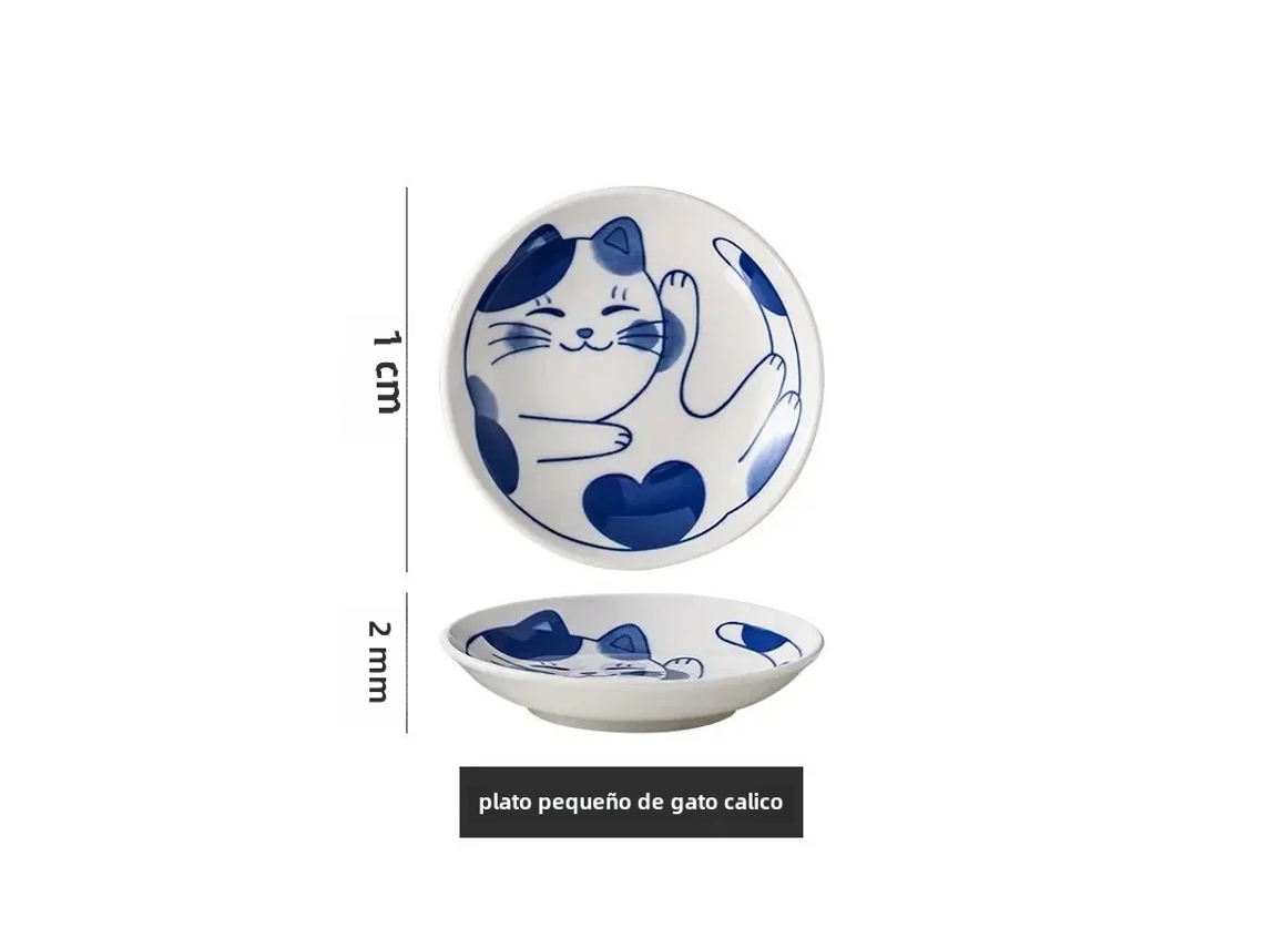 Conjunto de 4 Pratos de Cerâmica Japonesa com um Design Fofo e Criativo de um Gato da Sorte. MDUG (estilo D)