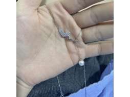 Meu Coração Ainda Está Aqui~ 925 Prata, Colar com Pingente de Pérola e Duas Corações em Forma de Y, Ajustável e Elegante MDUG (branco Dourado)