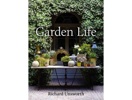 Livro Garden Life De Richard Unsworth (inglês)