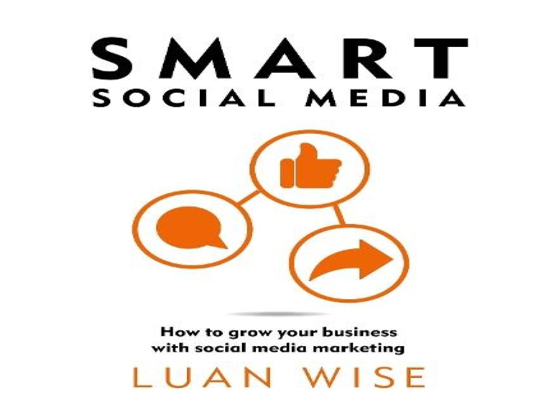 Livro Smart Social Media de Luan Wise (Inglês)