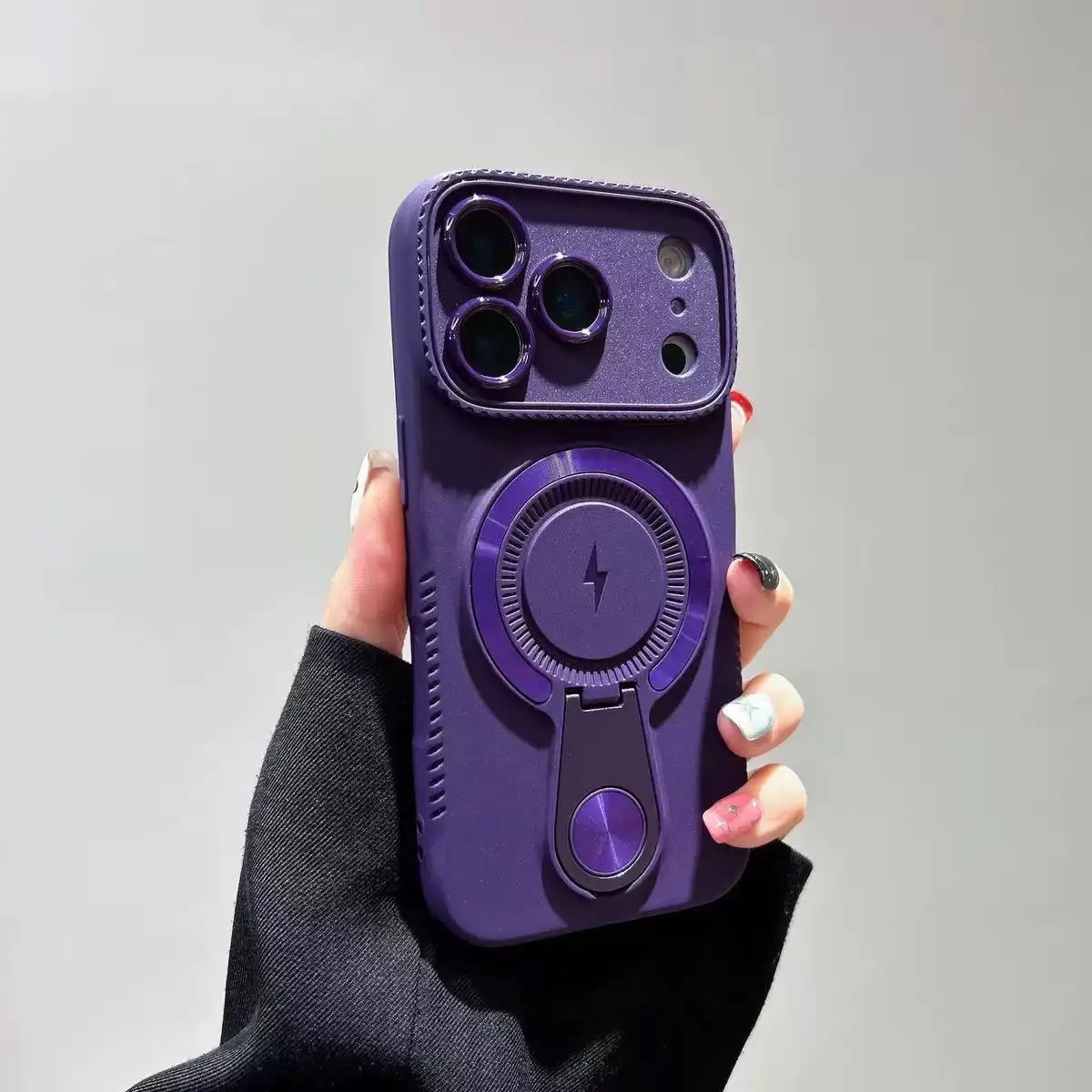 (iphone 17 Pro Max Roxo) Capa Magnética Compacta Para Celular Com Suporte Na Parte Traseira, Elegante E Simples.