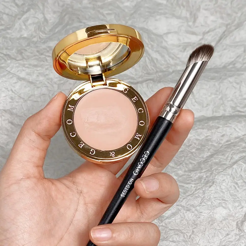 Pincel Chanfrado Para Sombra De Nariz, Com Cerdas Macias Para Corrigir E Esfumar.