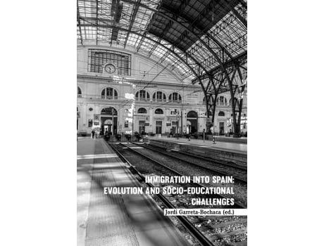 Livro immigration into spain de edited by jordi garreta bochaca (inglês)