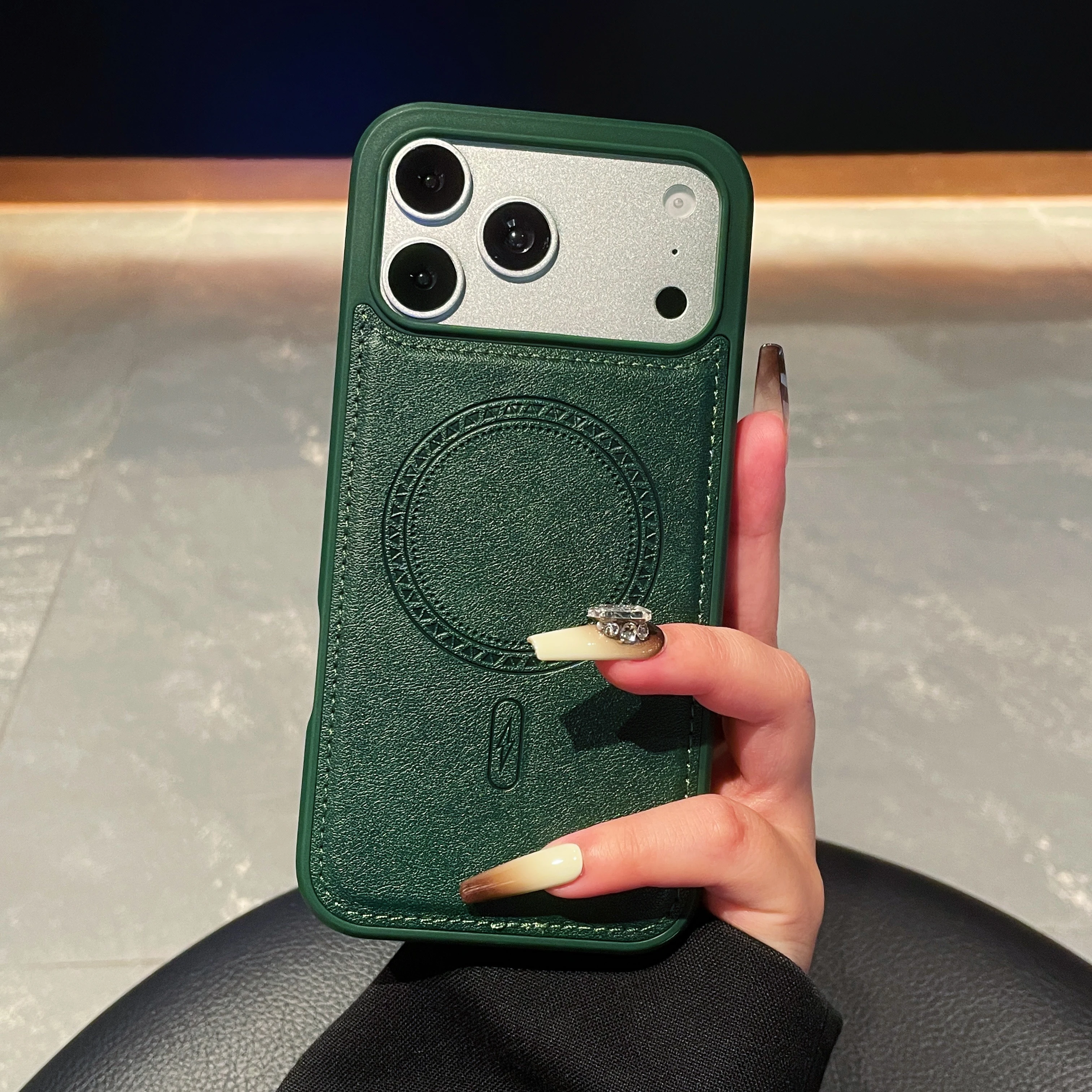 Capa Retrô Em Couro Pu Para Iphone 16 Pro (modelo 11xr), Macia E Resistente A Impactos, Estilo Executivo.