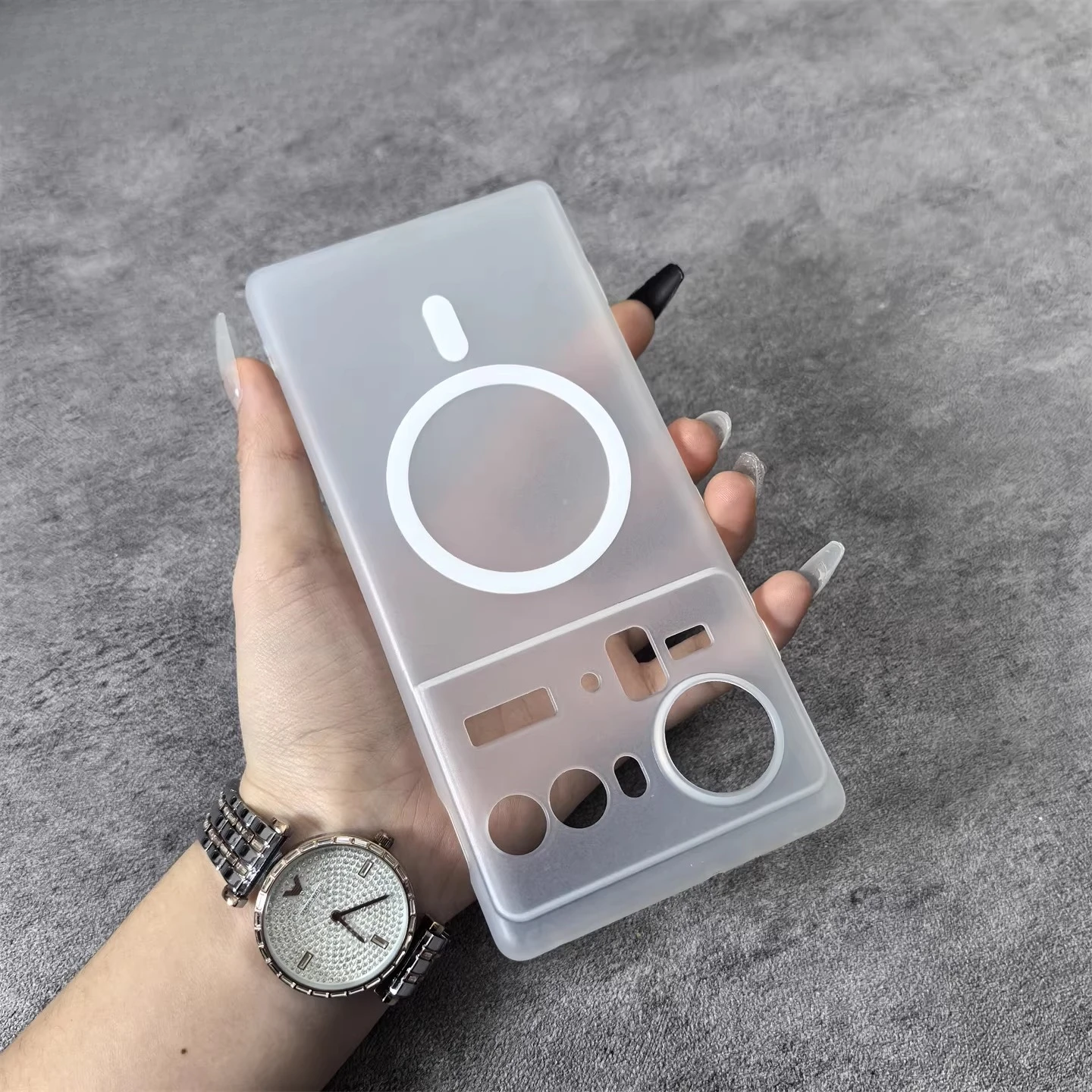 Capa Protetora Magsafe Transparente Fosca (branca) Para Zte Nubia Z60spro Com Proteção Para A Câmera E Resistência A Impactos.