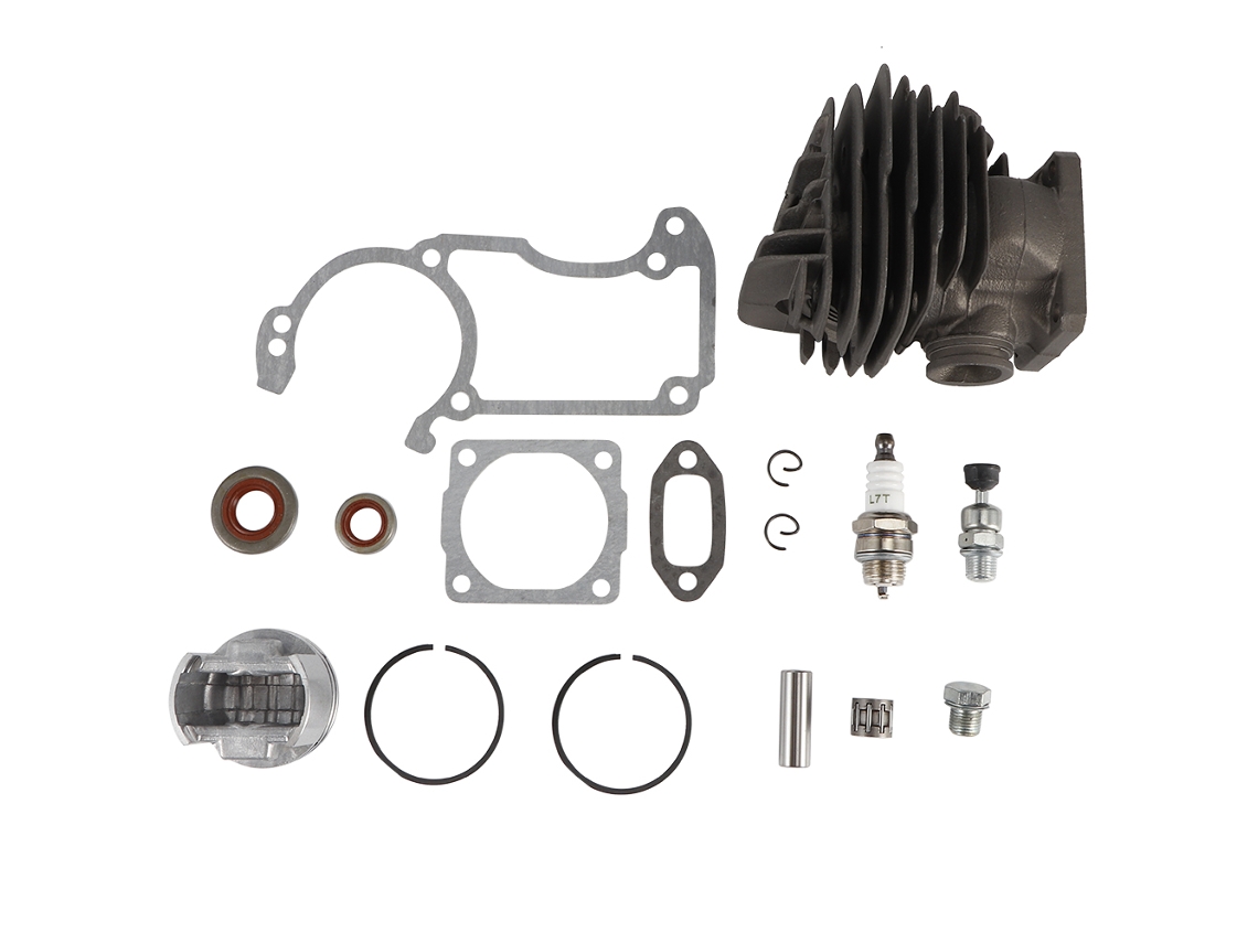 Kit de Cilindro com Vedação de Óleo e Vela para Motosserra Stihl 026 | S/MARCA
