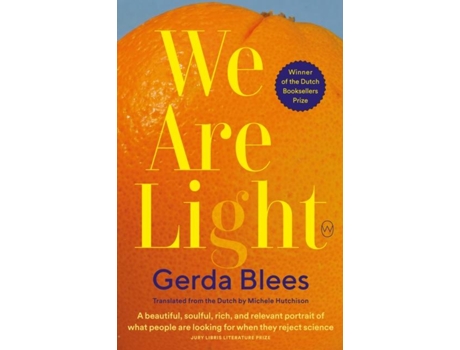 Livro We Are Light de Gerda Blees (Inglês)