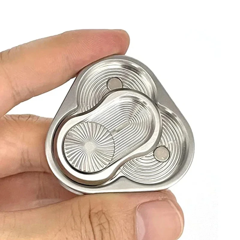 (prateado) Brinquedo Giratório Magnético Triangular Anti-stress