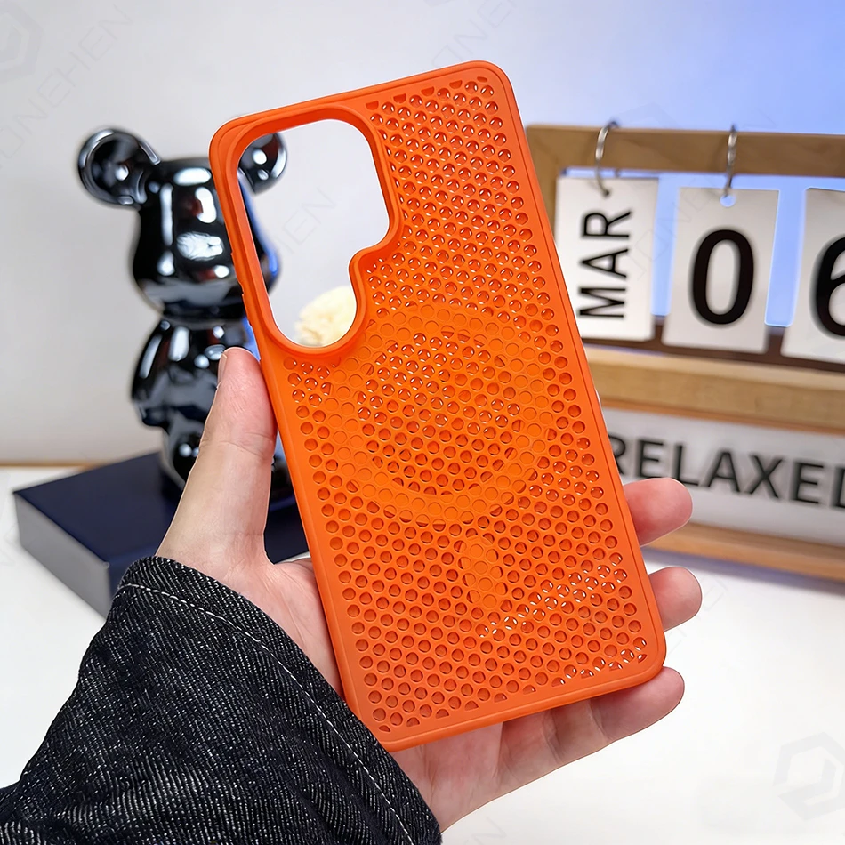 Capa Magnética Para Celular (laranja Galaxy S22 Plus) Com Estrutura De Dissipação De Calor Em Formato De Colmeia.