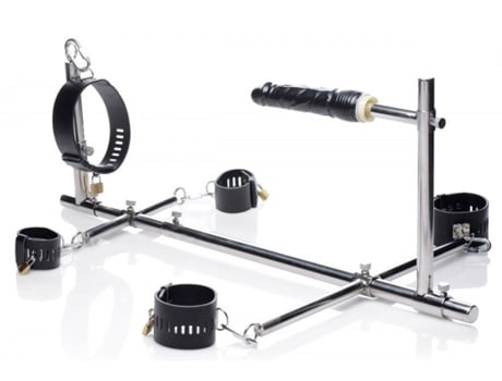 Encarcelado De Metal Encarcelado Con Dildo