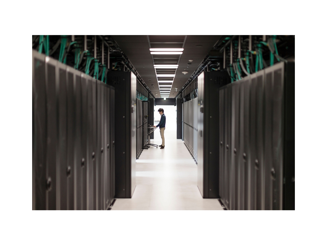 Switch ARUBA (176 Gbit/s)