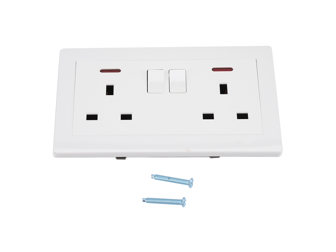 Laxiscreed Tomada Britânica Tipo 146 Com Dois Interruptores 13a Para 220-250v